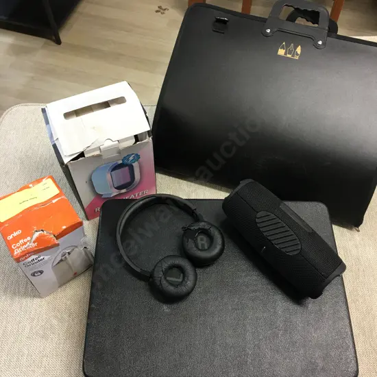 Artist Folder, Anko Speaker, Power Bank, Coffee Grinder, Brief Case & Heater